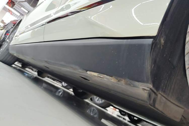 Used BYD Qin L 2025 EV 545KM Beyond Version Left Side Sill