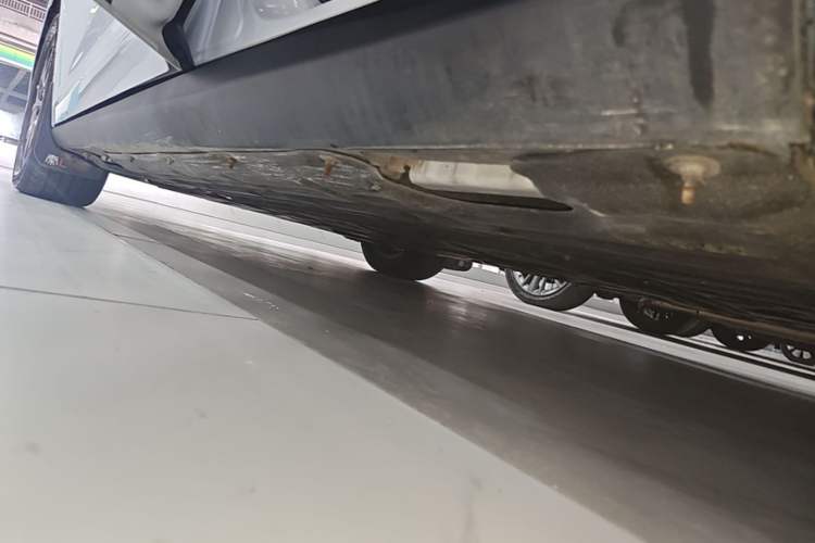 Used BYD Qin L 2025 DM-i Smart Drive 120KM Leading Model Left Side Sill