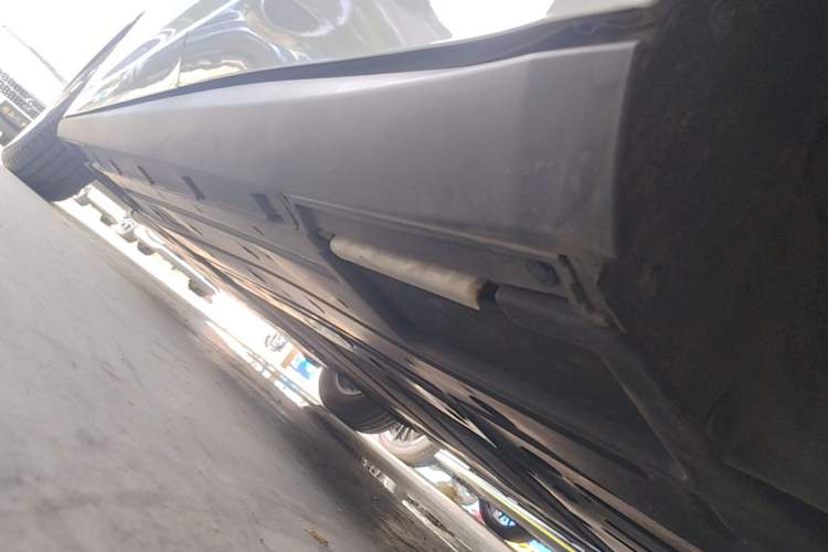 Used BYD Qin L 2025 DM-i Smart Drive 80KM Leading Model Left Side Sill