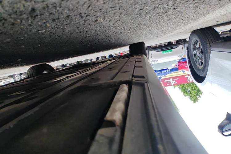 Used BYD Qin L 2025 DM-i Smart Drive 80KM Leading Model Left Side Sill
