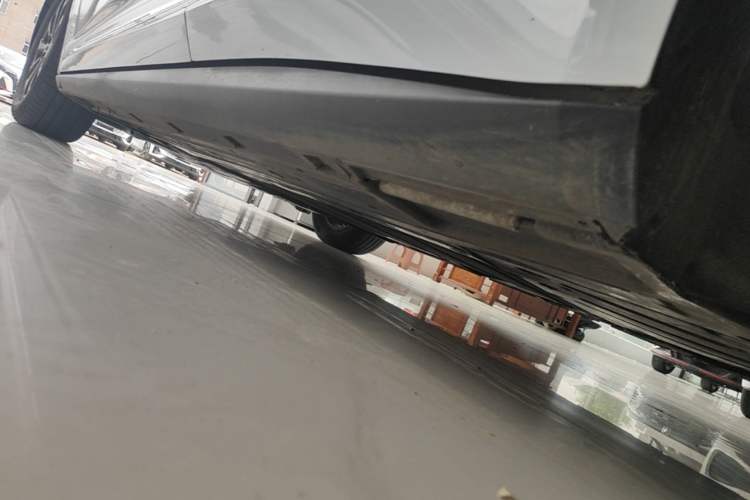 Used BYD Qin L 2025 DM-i Smart Drive 80KM Leading Model Left Side Sill