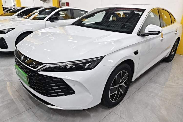 Used BYD Qin L 2025 DM-i Smart Drive 120KM Superior Model Guazi used car, China used car export, Used car for sale, Used BYD cars, Cheapest cars for sale
