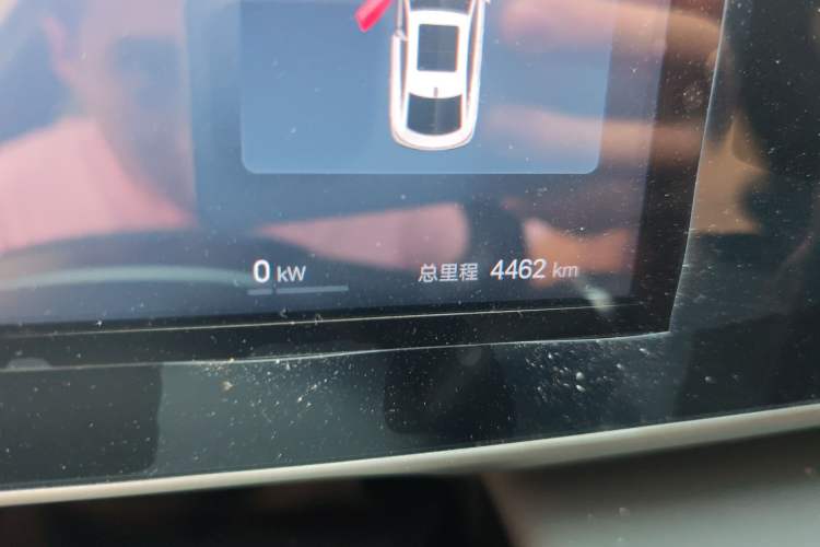 Used BYD Qin L 2025 DM-i Smart Drive 80KM Superior Model Odometer Close Up