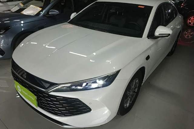 Used BYD Qin L 2025 DM-i Smart Drive 80KM Leading Model