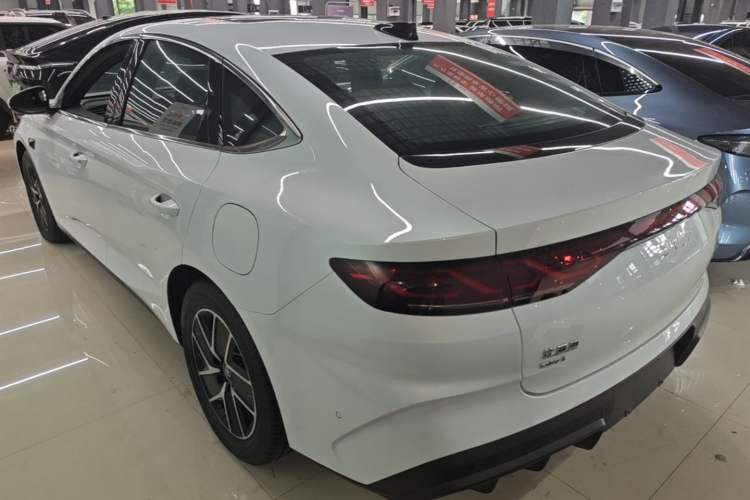 Used BYD Qin L 2025 DM-i Smart Drive 120KM Superior Model Rear Left 45 Deg