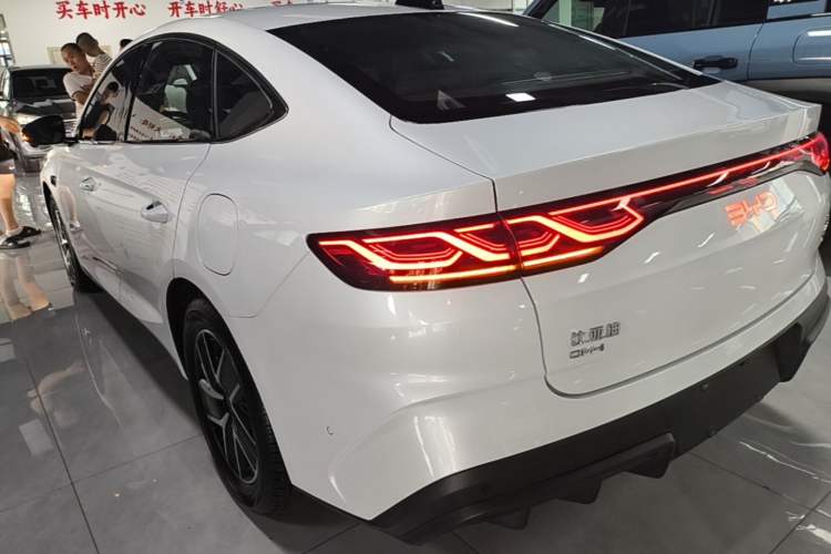 Used BYD Qin L 2025 DM-i Smart Drive 120KM Leading Model Rear Left 45 Deg