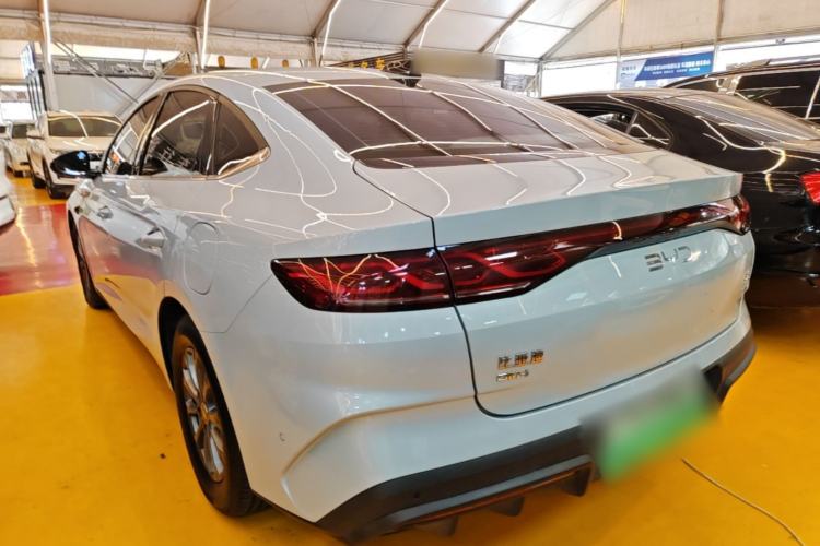 Used BYD Qin L 2025 DM-i Smart Drive 80KM Leading Model Rear Left 45 Deg