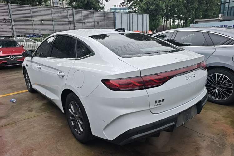 Used BYD Qin L 2025 DM-i Smart Drive 80KM Leading Model Rear Left 45 Deg