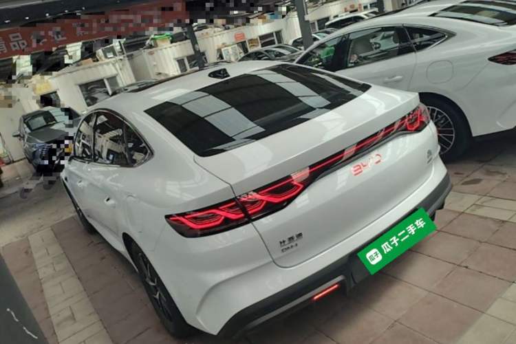 Used BYD Qin L 2025 DM-i Smart Drive 120KM Leading Model Rear Left 45 Deg