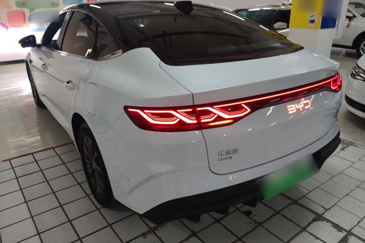 Used BYD Qin L 2025 DM-i Smart Drive 80KM Leading Model Rear Left 45 Deg