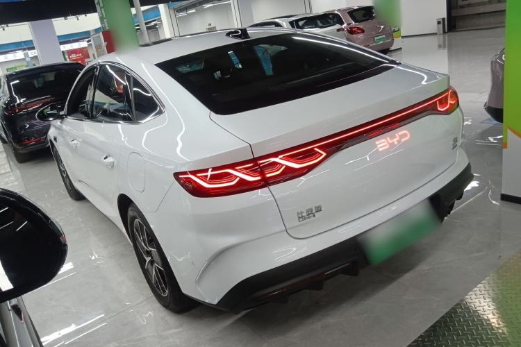 Used BYD Qin L 2025 DM-i Smart Drive 120KM Superior Model Rear Left 45 Deg