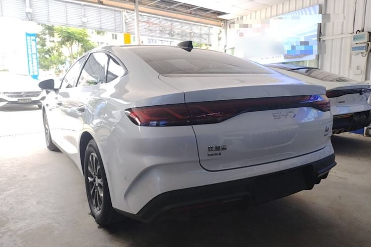 Used BYD Qin L 2025 DM-i Smart Drive 80KM Leading Model Rear Left 45 Deg