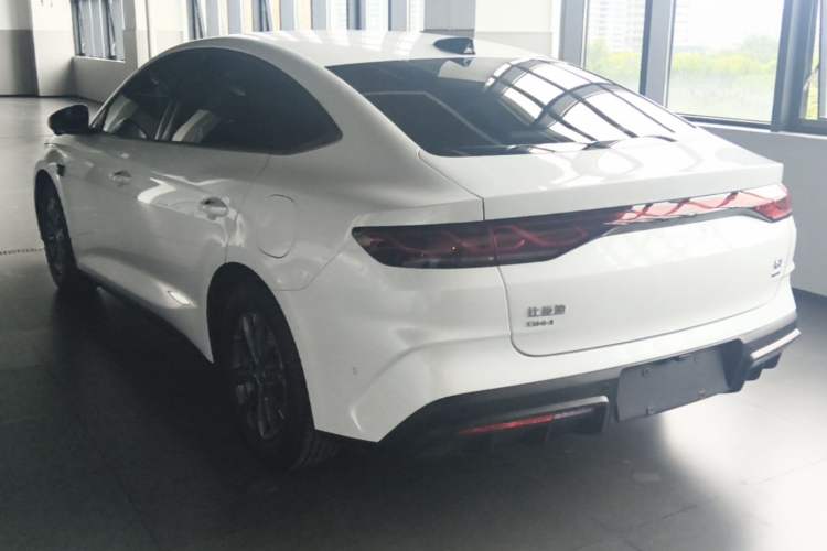 Used BYD Qin L 2025 DM-i Smart Drive 80KM Leading Model Rear Left 45 Deg