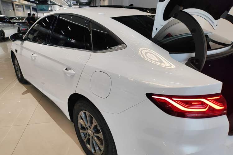Used BYD Qin L 2025 DM-i Smart Drive 80KM Leading Model Rear Left 45 Deg