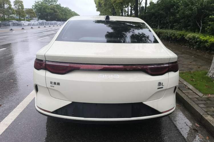 Used BYD Qin L 2025 EV 470KM Leading Edition Rear