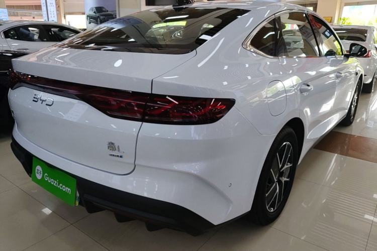 Used BYD Qin L 2025 DM-i Smart Drive 120KM Superior Model Rear Right 45 Deg