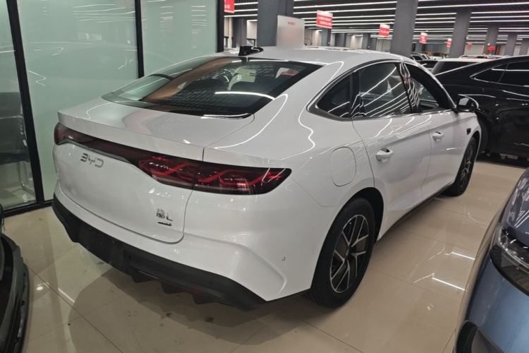 Used BYD Qin L 2025 DM-i Smart Drive 120KM Superior Model Rear Right 45 Deg