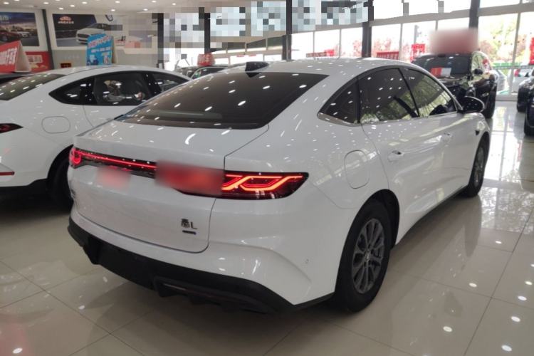 Used BYD Qin L 2025 DM-i Smart Drive 80KM Leading Model Rear Right 45 Deg