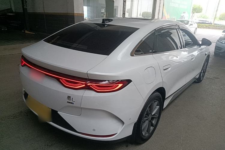 Used BYD Qin L 2025 EV 545KM Beyond Version Rear Right 45 Deg