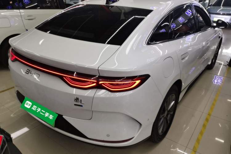 Used BYD Qin L 2025 EV 470KM Leading Edition Rear Right 45 Deg