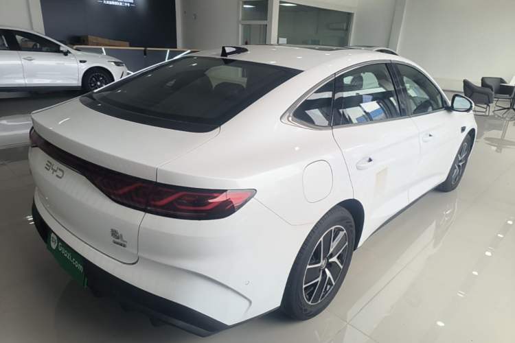 Used BYD Qin L 2025 DM-i Smart Drive 120KM Superior Model Rear Right 45 Deg