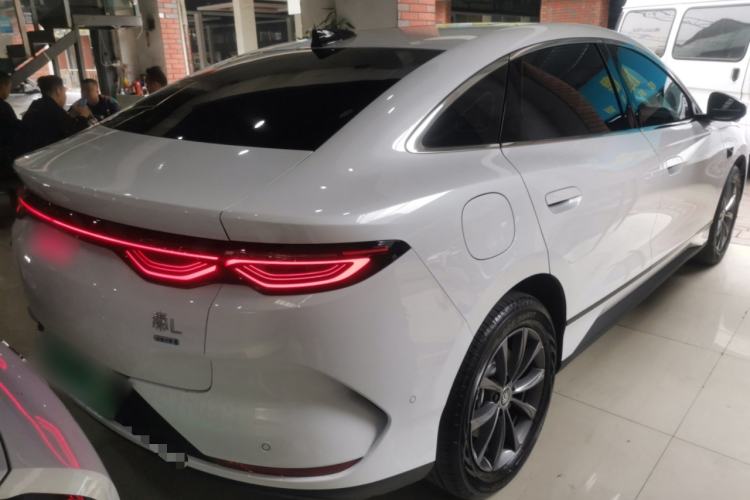Used BYD Qin L 2025 EV 545KM Beyond Version Rear Right 45 Deg
