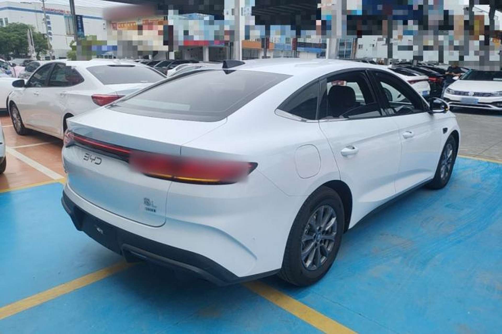 Used BYD Qin L 2025 DM-i Smart Drive 80KM Leading Model Rear Right 45 Deg