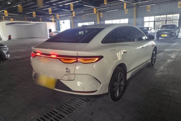Used BYD Qin L 2025 EV 545KM Beyond Version Rear Right 45 Deg