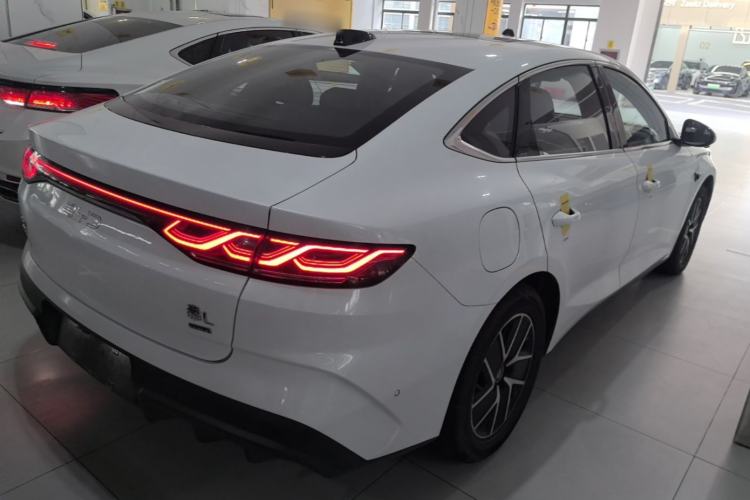 Used BYD Qin L 2025 DM-i Smart Drive 120KM Superior Model Rear Right 45 Deg