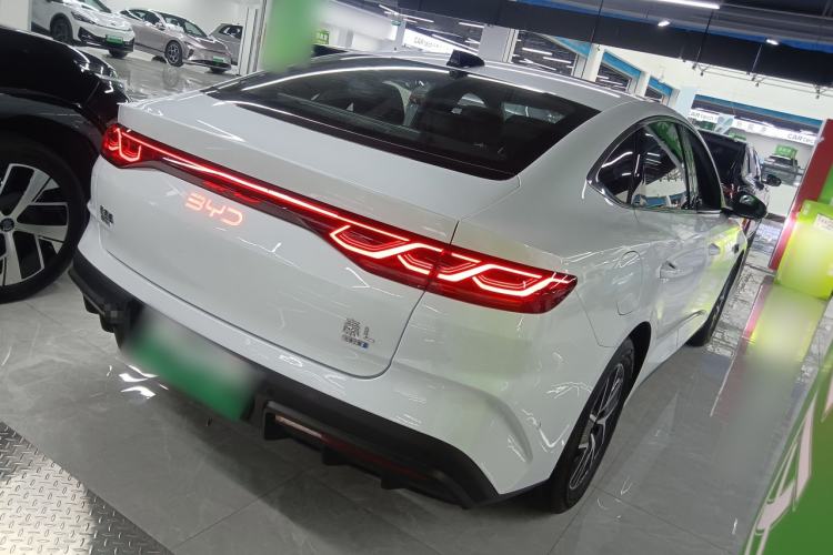 Used BYD Qin L 2025 DM-i Smart Drive 120KM Superior Model Rear Right 45 Deg