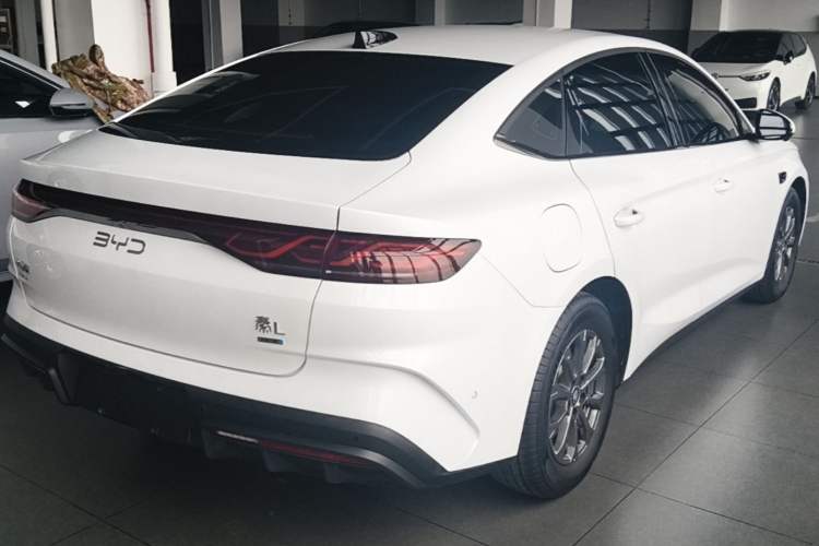 Used BYD Qin L 2025 DM-i Smart Drive 80KM Leading Model Rear Right 45 Deg