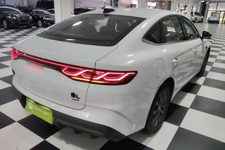 Used BYD Qin L 2025 DM-i Smart Drive 80KM Leading Model Rear Right 45 Deg