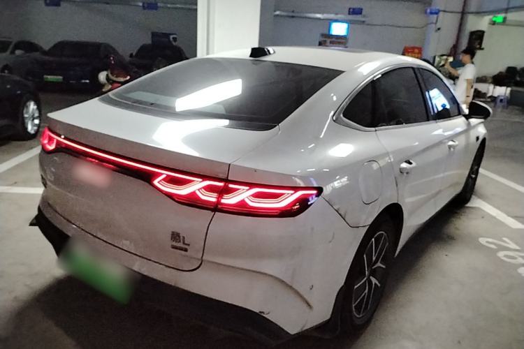 Used BYD Qin L 2025 DM-i Smart Drive 120KM Leading Model Rear Right 45 Deg