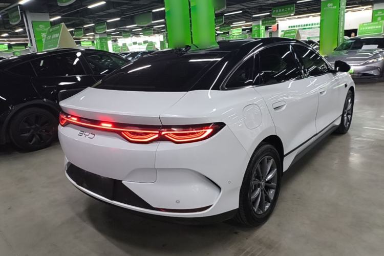 Used BYD Qin L 2025 EV 545KM Beyond Version Rear Right 45 Deg