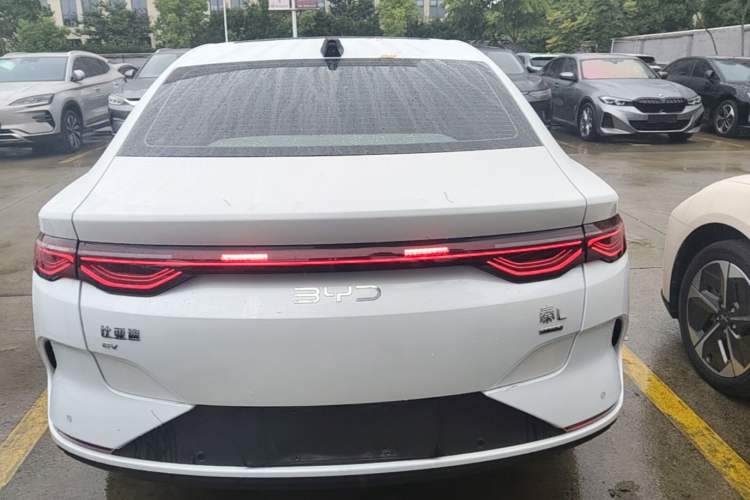Used BYD Qin L 2025 EV 545KM Cloud Suspension Edition Rear