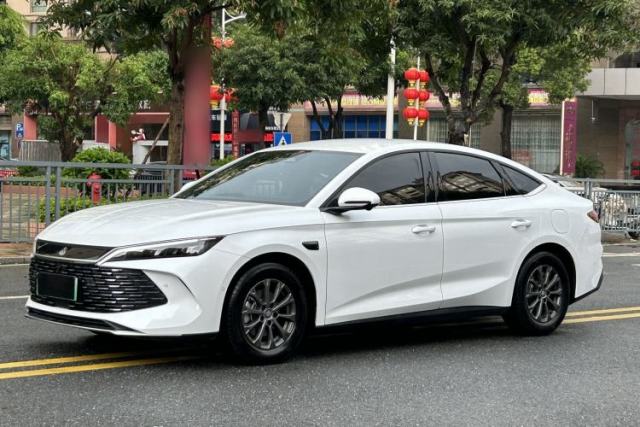 Used BYD Qin L 2025 DM-i Smart Drive 80KM Leading Model