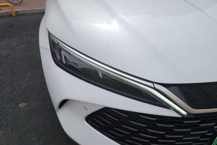 Used BYD Qin L 2025 DM-i Smart Drive 120KM Leading Model Right Front Headlight