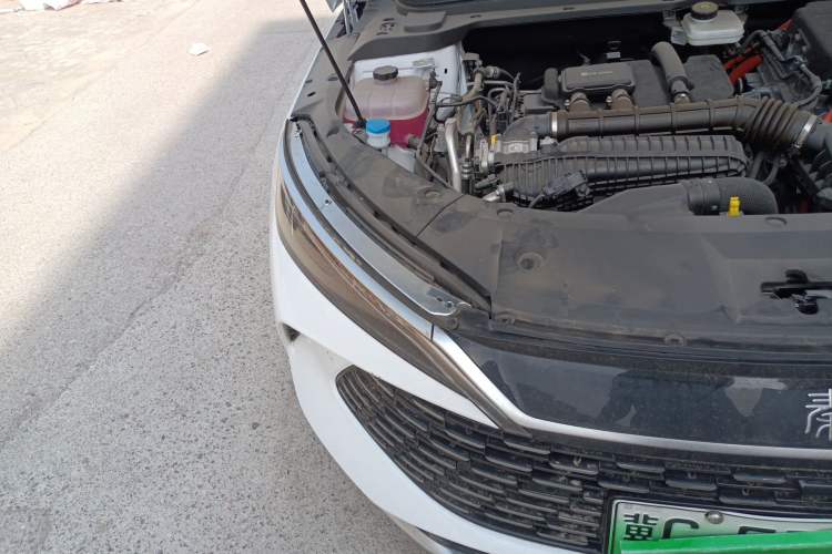 Used BYD Qin L 2025 DM-i Smart Drive 120KM Leading Model Right Front Headlight