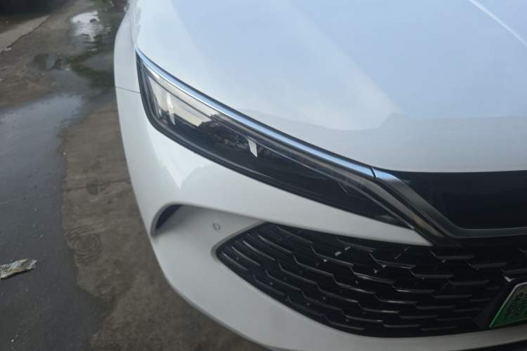Used BYD Qin L 2025 DM-i Smart Drive 80KM Leading Model Right Front Headlight