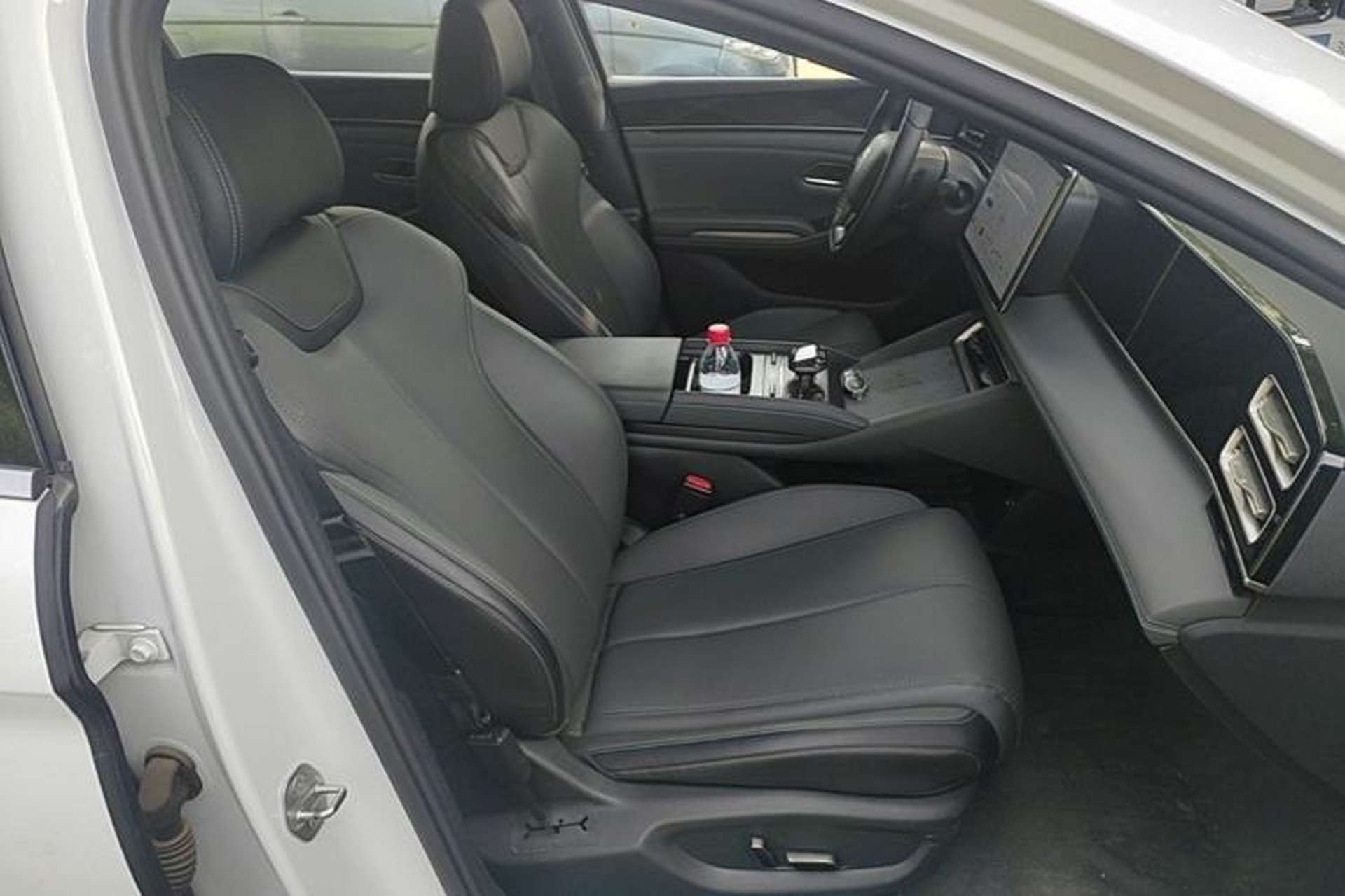 Used BYD Qin L 2025 DM-i Smart Drive 120KM Superior Model Right Front Seat