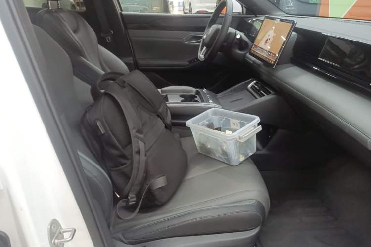 Used BYD Qin L 2025 EV 470KM Leading Edition Right Front Seat