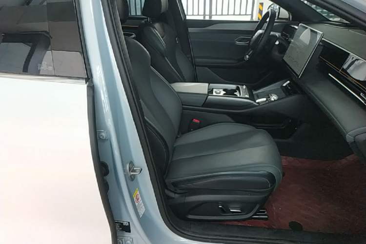 Used BYD Qin L 2025 EV 545KM Excellence Edition Right Front Seat