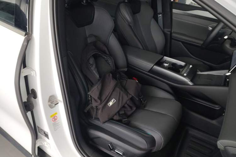 Used BYD Qin L 2025 EV 545KM Excellence Edition Right Front Seat