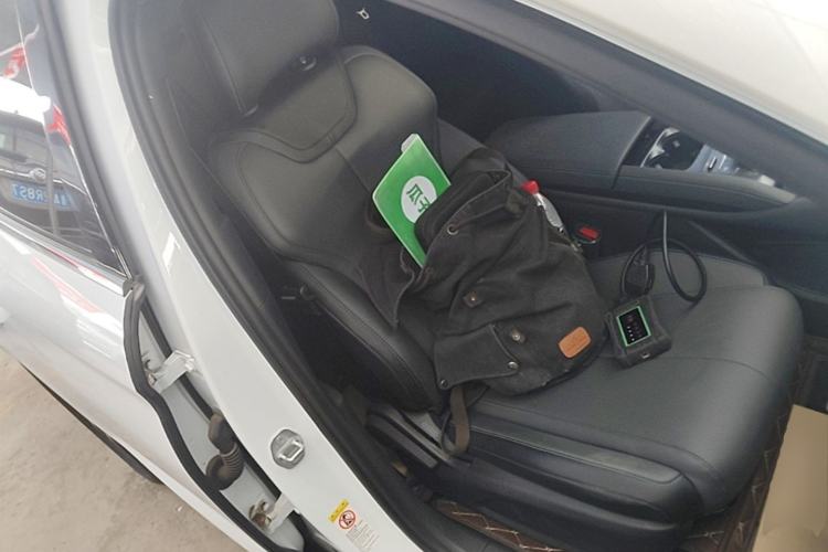 Used BYD Qin L 2025 DM-i Smart Drive 120KM Leading Model Right Front Seat