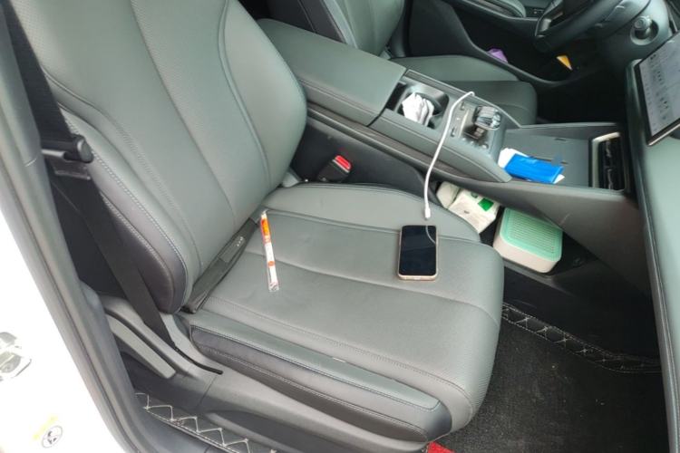 Used BYD Qin L 2025 DM-i Smart Drive 80KM Leading Model Right Front Seat