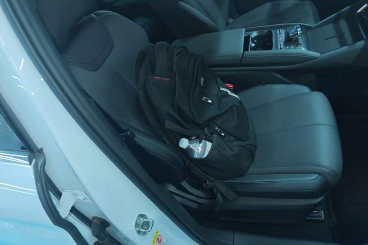 Used BYD Qin L 2025 DM-i Smart Drive 120KM Leading Model Right Front Seat