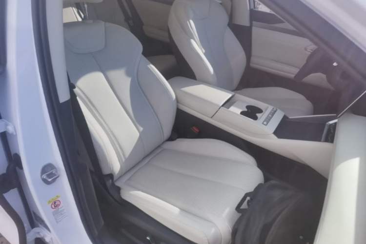 Used BYD Qin L 2025 EV 545KM Beyond Version Right Front Seat