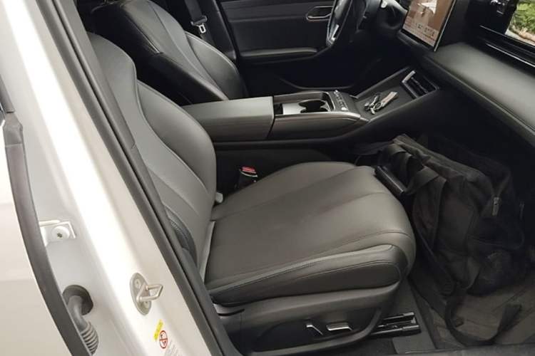 Used BYD Qin L 2025 EV 545KM Beyond Version Right Front Seat