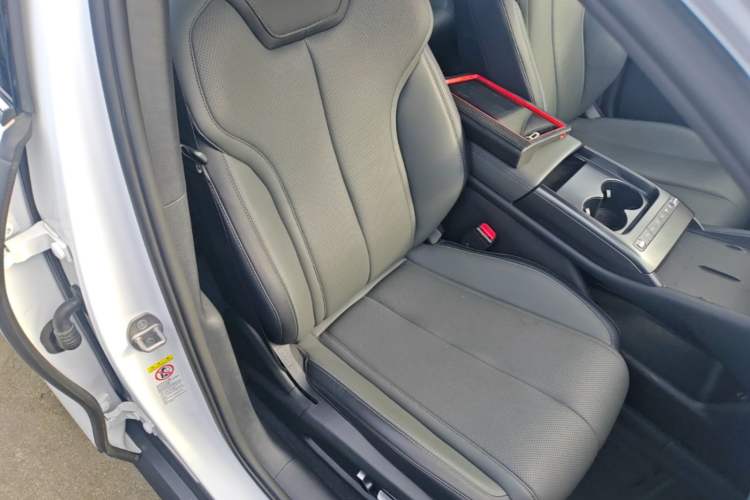 Used BYD Qin L 2025 EV 545KM Beyond Version Right Front Seat