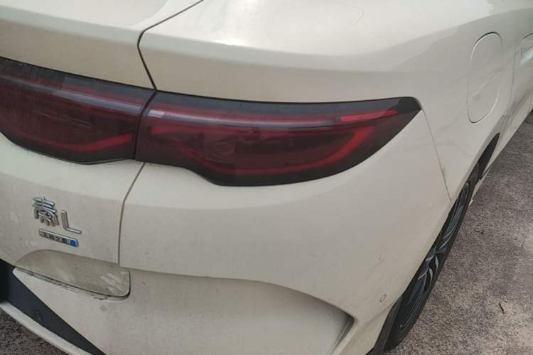 Used BYD Qin L 2025 EV 545KM Cloud Suspension Edition Right Rear Taillight
